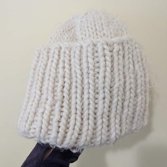 Accessories - Chunky Knit Beanie